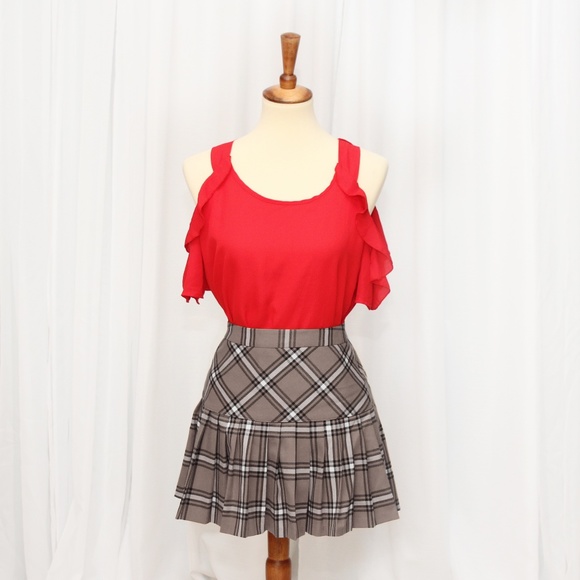 New Look  Red Ruffle Cold‎ Shoulder Blouse Size Small Top - Picture 1 of 8